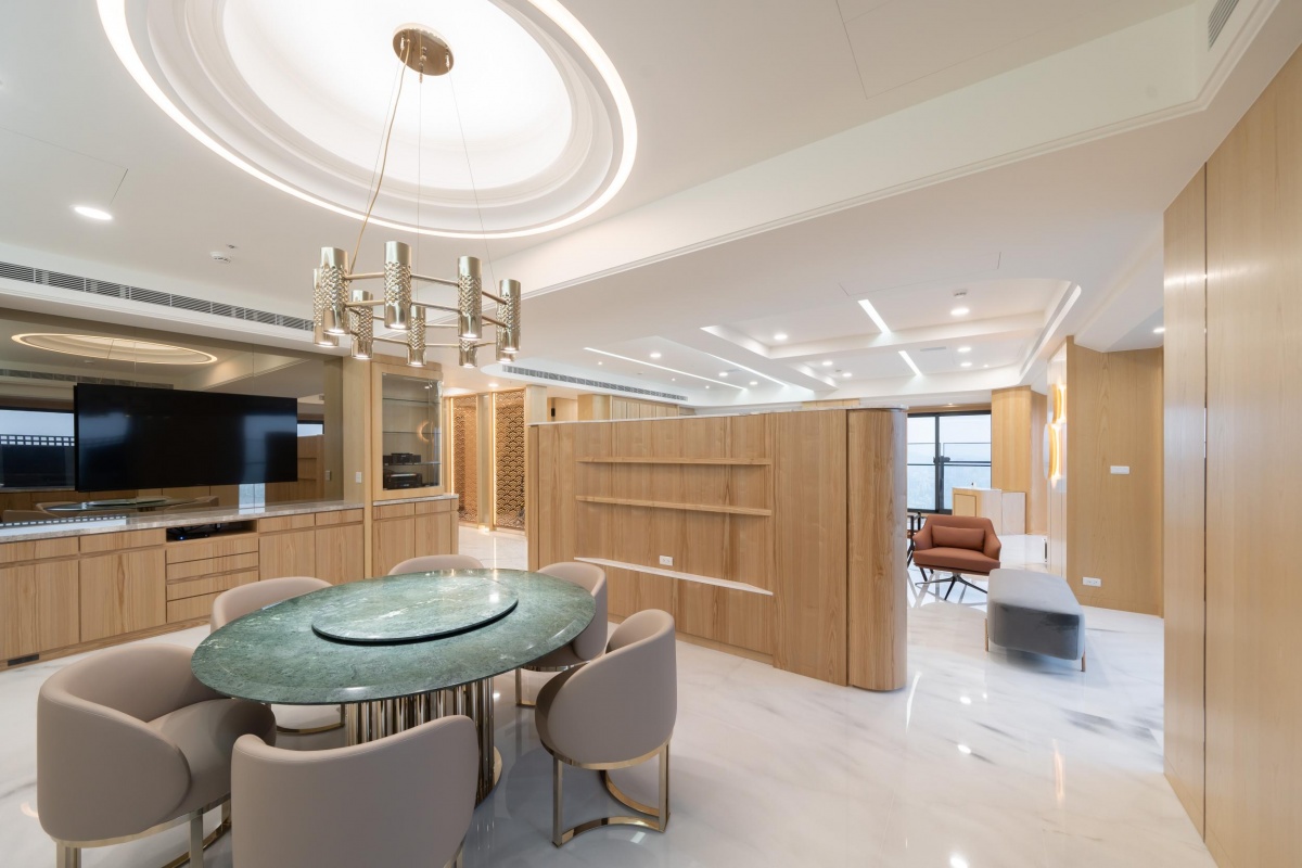 Charlotte Ring Dining Table by Castro Interiors in InterContinental Taiwan