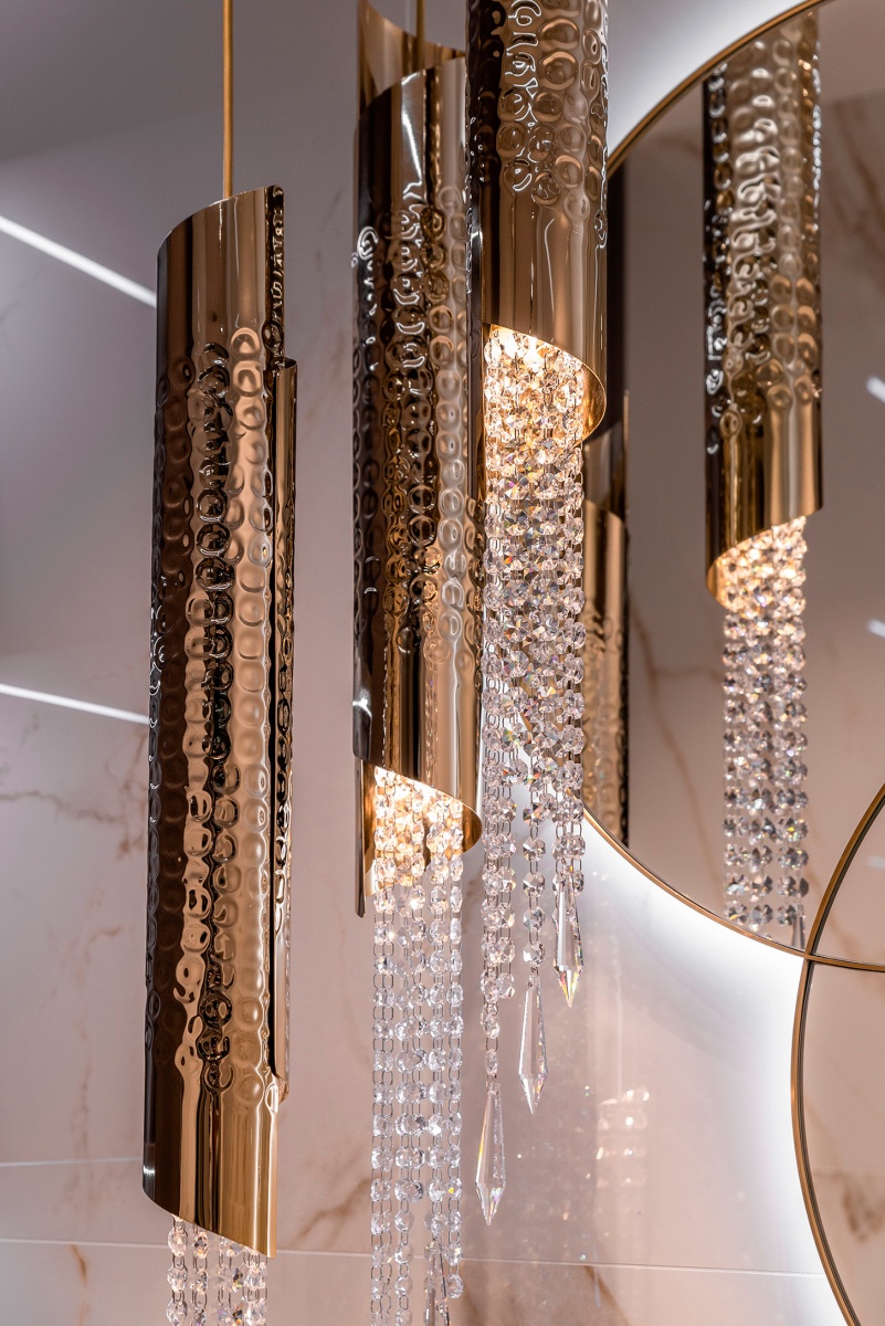  Avolto Pendant light by Castro Lighting installed above kitchen island